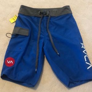 NWT TILLYS BOARD SHORT